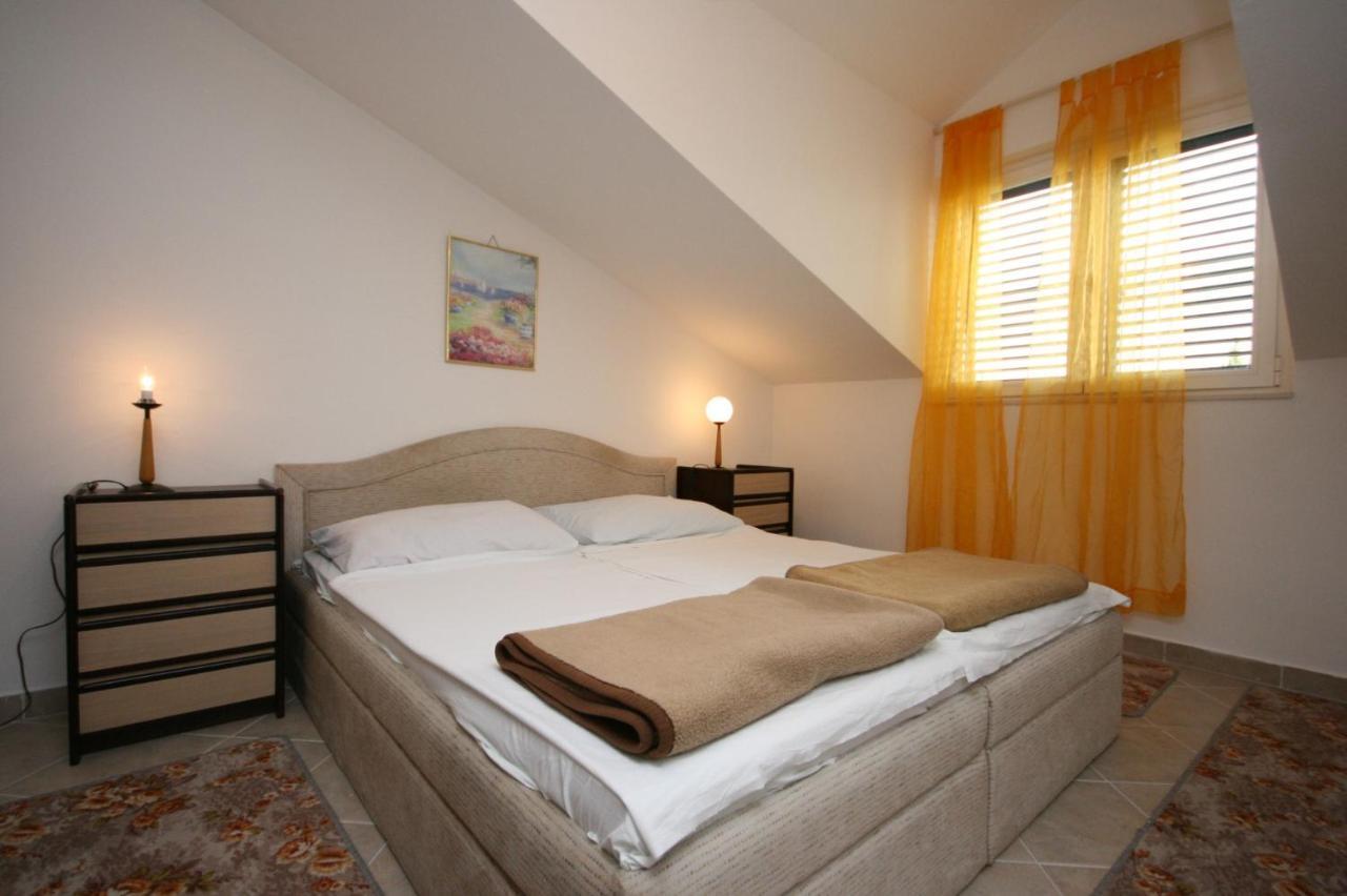 Apartments With A Parking Space Vodice - 6444 Exterior photo