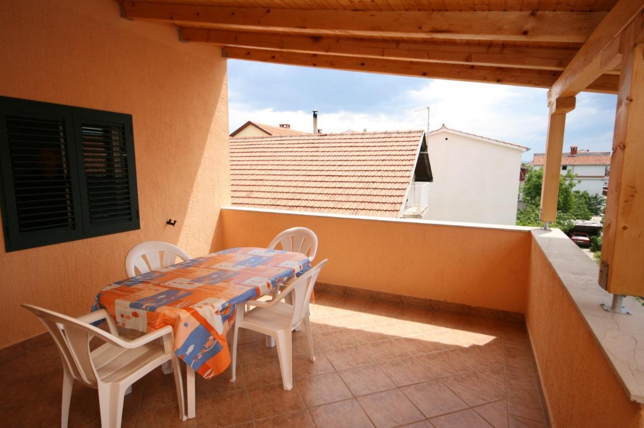 Apartments With A Parking Space Vodice - 6444 Exterior photo